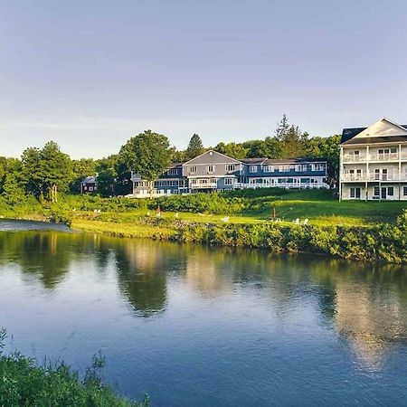 Hotel The Shire Woodstock Extérieur photo