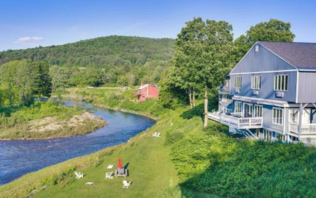Hotel The Shire Woodstock Extérieur photo