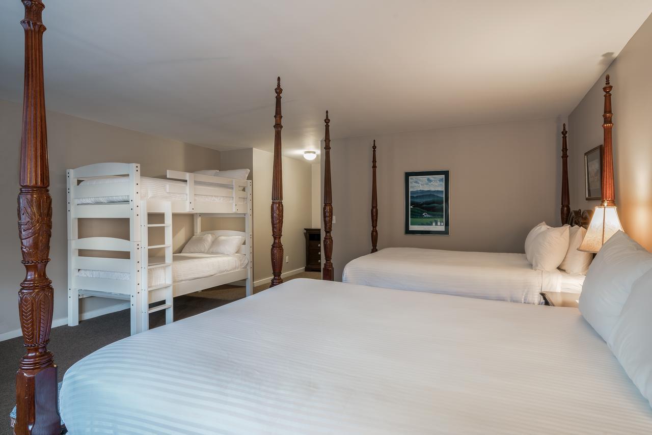 Hotel The Shire Woodstock Extérieur photo